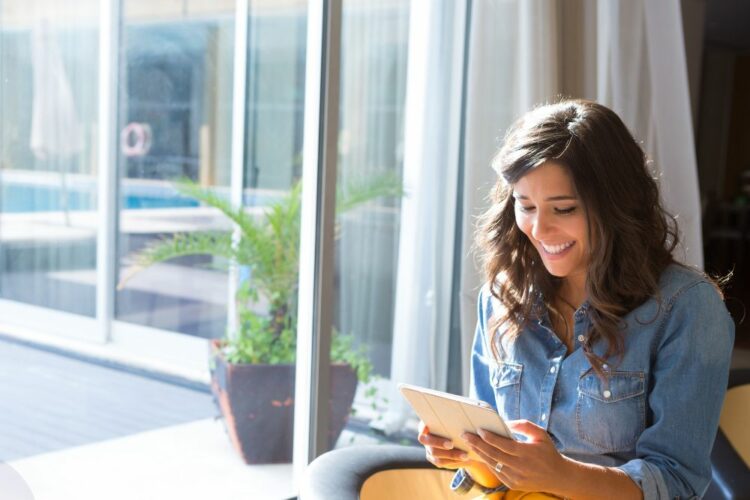 Cómo elegir entre tablet y laptop para tus necesidades diarias