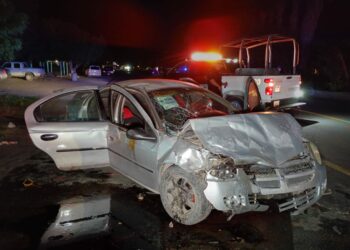 Conductor omite señal de alto y embiste a motociclista en el crucero del 28 Berriozábal