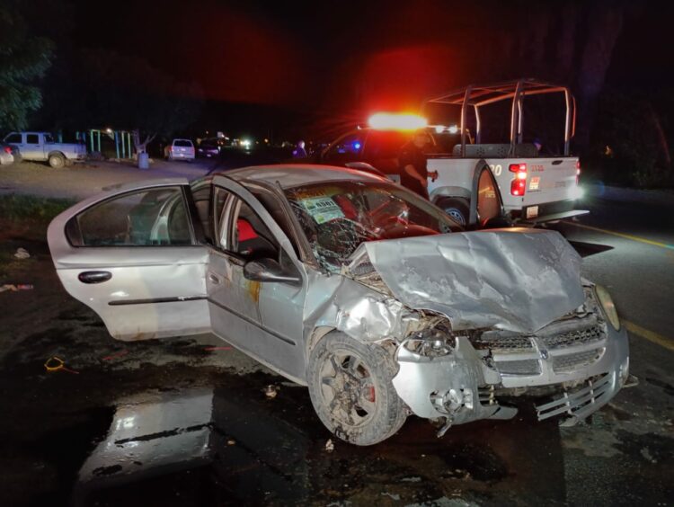 Conductor omite señal de alto y embiste a motociclista en el crucero del 28 Berriozábal