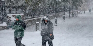 Estados Unidos y Canadá bajo alerta máxima ante la llegada de una tormenta invernal histórica