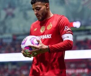 Alexis Vega podría perderse el Mundial tras sufrir una lesión