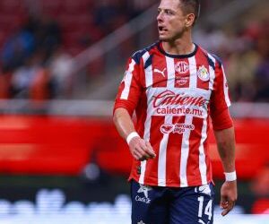 Chicharito respalda a Rafa Márquez como futuro DT del Tri