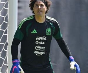 Memo Ochoa se perfila como titular en el Mundial ante Sudáfrica