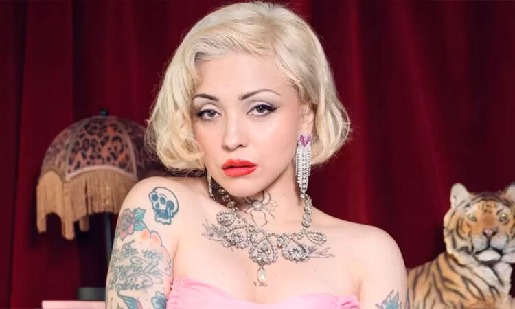 Mon Laferte anuncia el lanzamiento de ‘Femme Fatale Vol. 2’