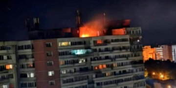 Dron impacta edificio en Rumanía; acusan a Rusia de ataque
