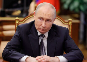 Putin comienza visita oficial de tres días a Kazajistán