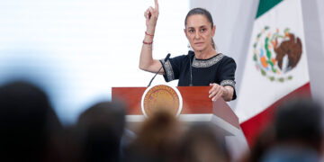 Sheinbaum denuncia alianzas de la oposición con gobiernos extranjeros