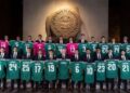 La selección mexicana promueve el programa Be Active con niños