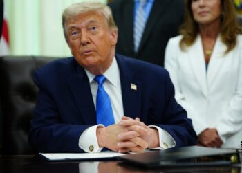 Trump critica a México y duda sobre renovación del T-MEC